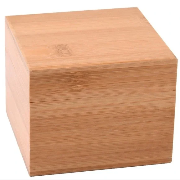 Mad Man Round 48mm Men's Koa Bamboo Watch Adjustable Genuine Leather Strap - Picture 3 of 3